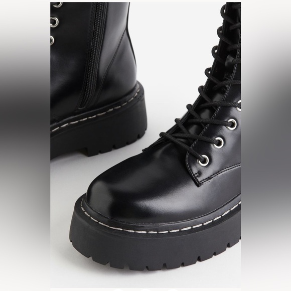 H&M Lace Up Ankle Combat Boots NWT - Picture 3 of 8